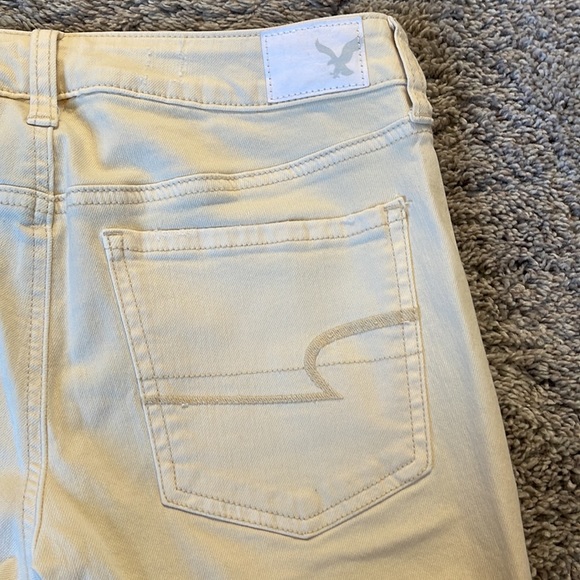 American Eagle cream jeans - Picture 5 of 9